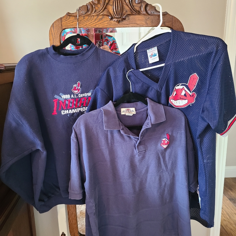 3 Chief Wahoo Tribe Collectors Men's LOGO Apparel